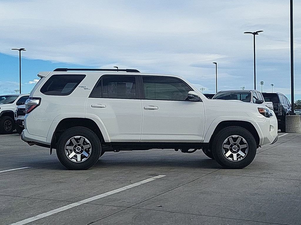 Used 2020 Toyota 4Runner TRD Off-Road Premium w/ Moonroof Package AWD/4WD image 9