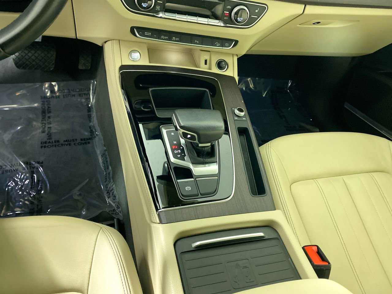 Used 2021 Audi Q5 Premium Plus w/ Premium Plus Package AWD/4WD image 16