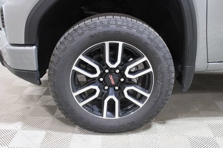 New 2026 GMC Sierra 1500 AT4 w/ Technology Package AWD/4WD image 44