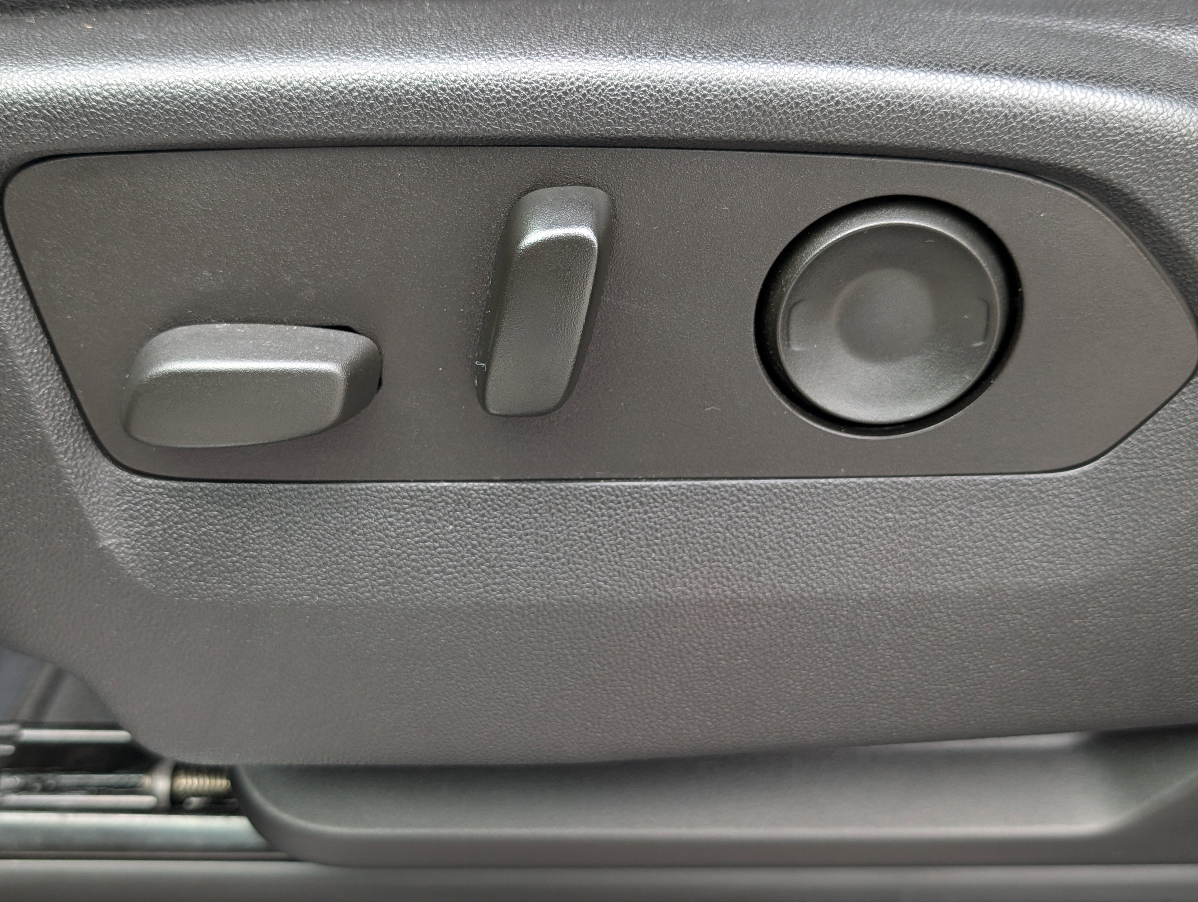 Used 2022 Chevrolet Tahoe RST w/ Luxury Package image 23