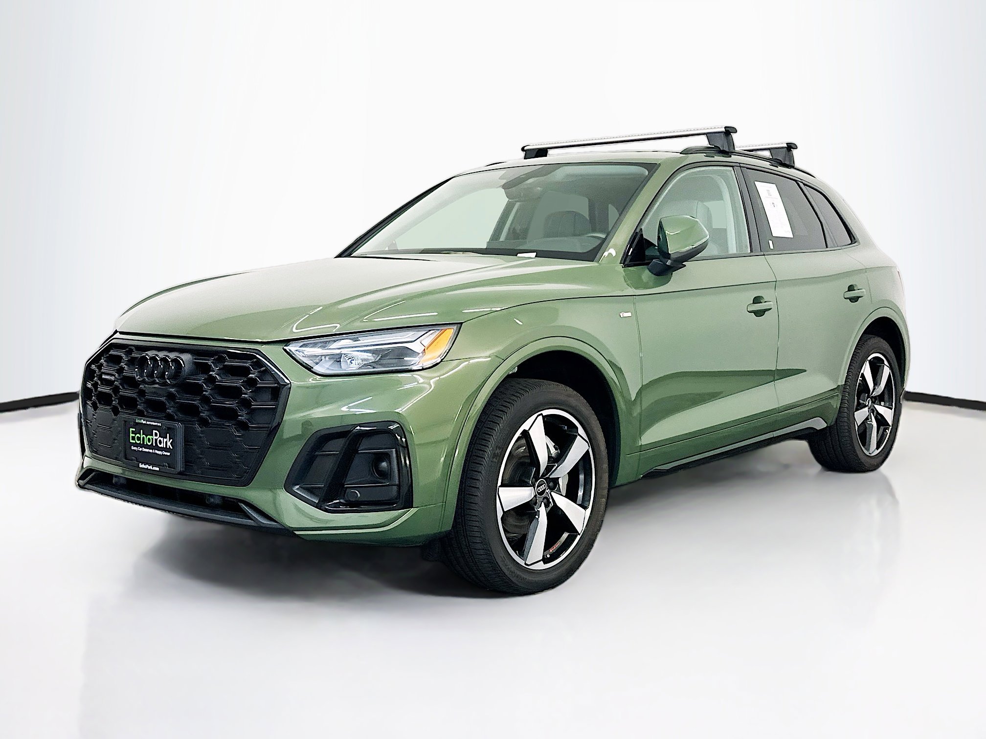 Used 2023 Audi Q5 2.0T Premium Plus w/ Premium Plus Package AWD/4WD image 3