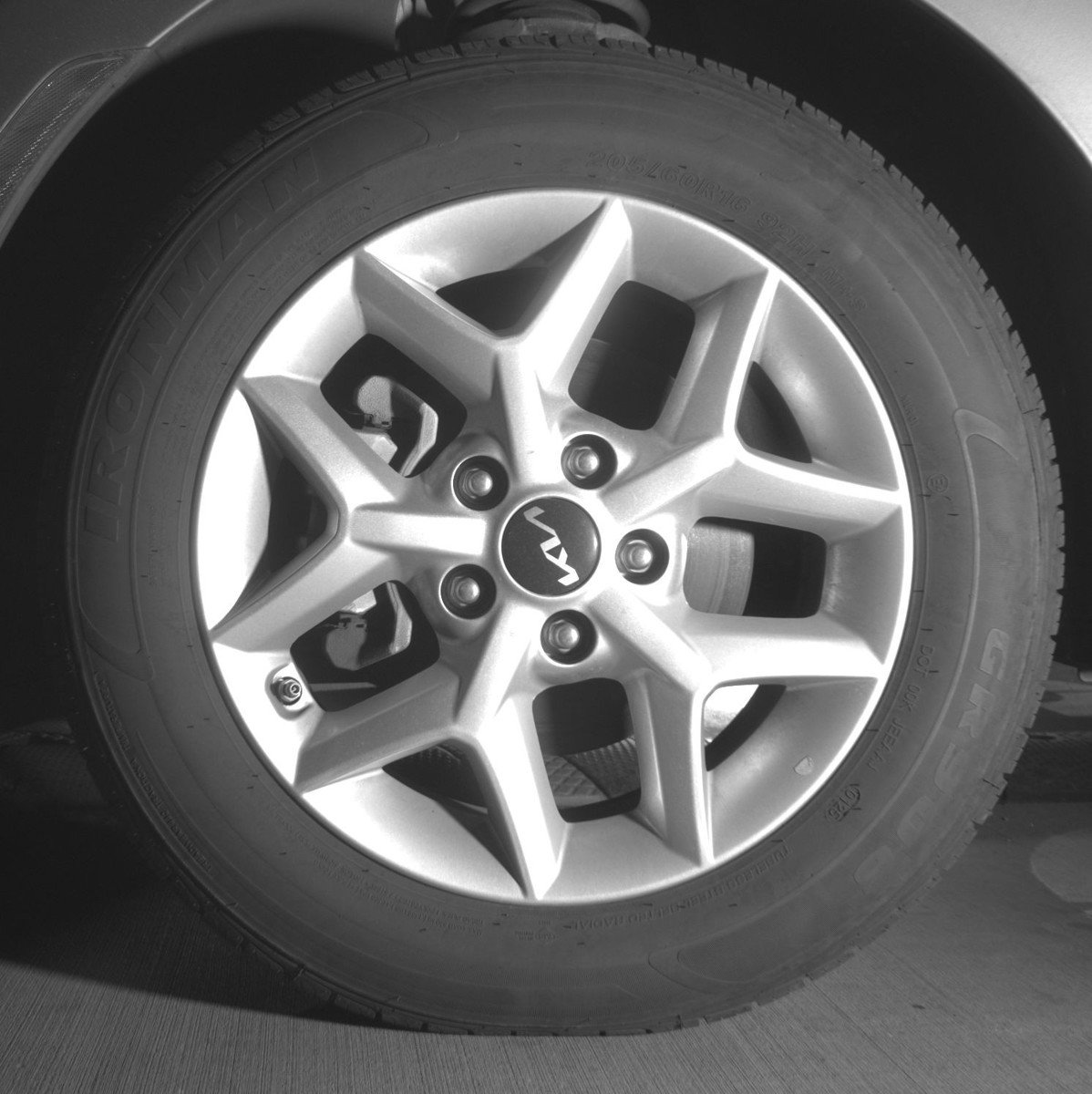 Used 2025 Kia Soul LX w/ LX Technology Package FWD image 12