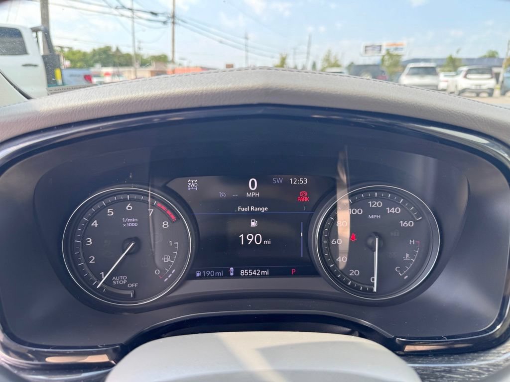 Used 2022 Cadillac XT6 Premium Luxury w/ Technology Package AWD/4WD image 16