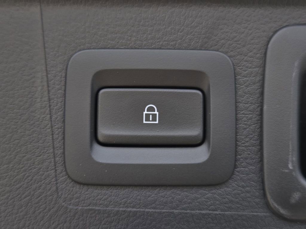 New 2026 MAZDA CX-50 AWD 2.5 S w/ Select Package image 12