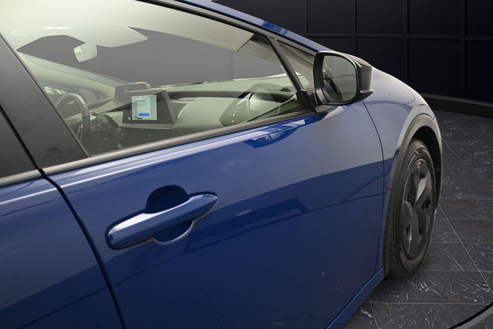 Used 2023 Toyota Prius Prime FWD image 13