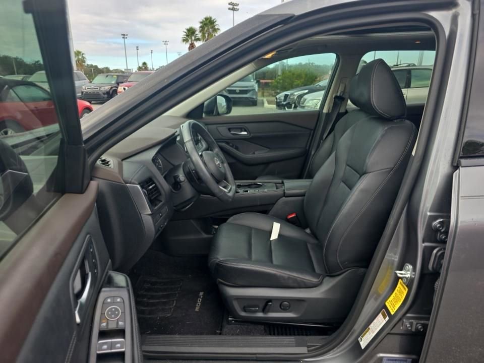Used 2023 Nissan Rogue SL image 23