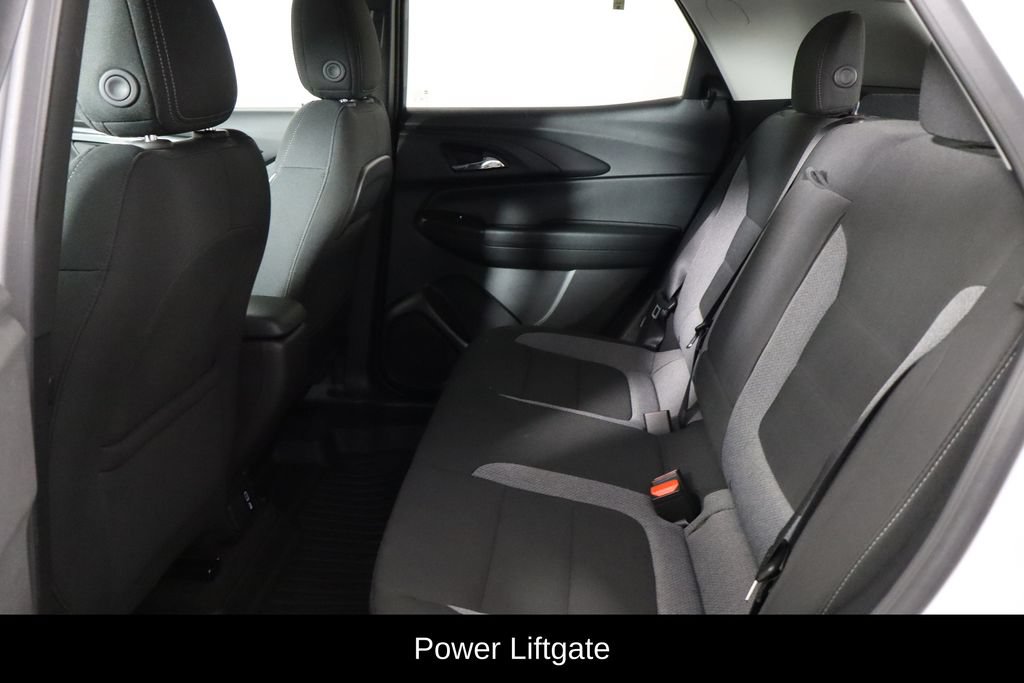 Used 2024 Chevrolet TrailBlazer LT w/ Convenience Package FWD image 16