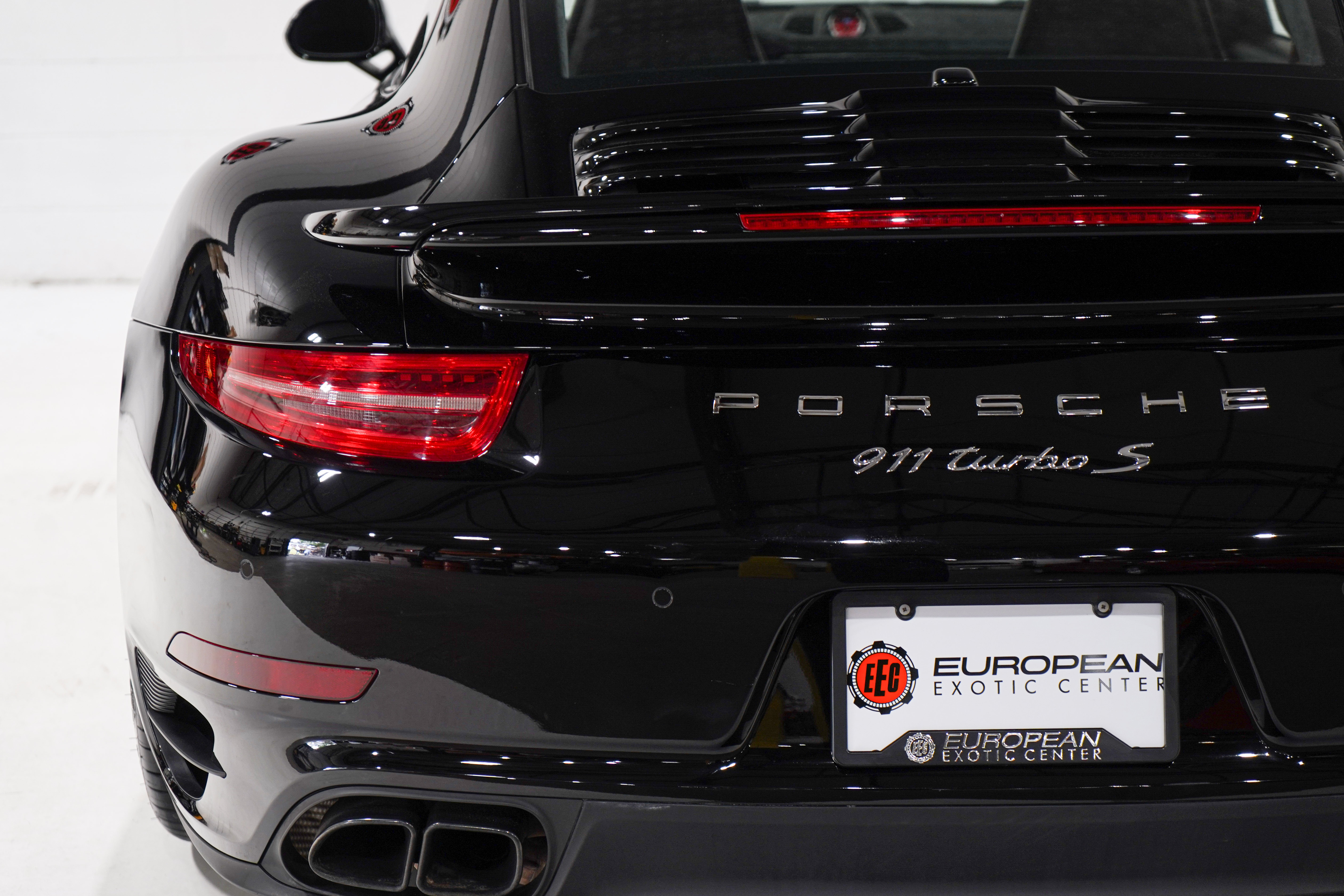 Used 2014 Porsche 911 Turbo S AWD/4WD image 36