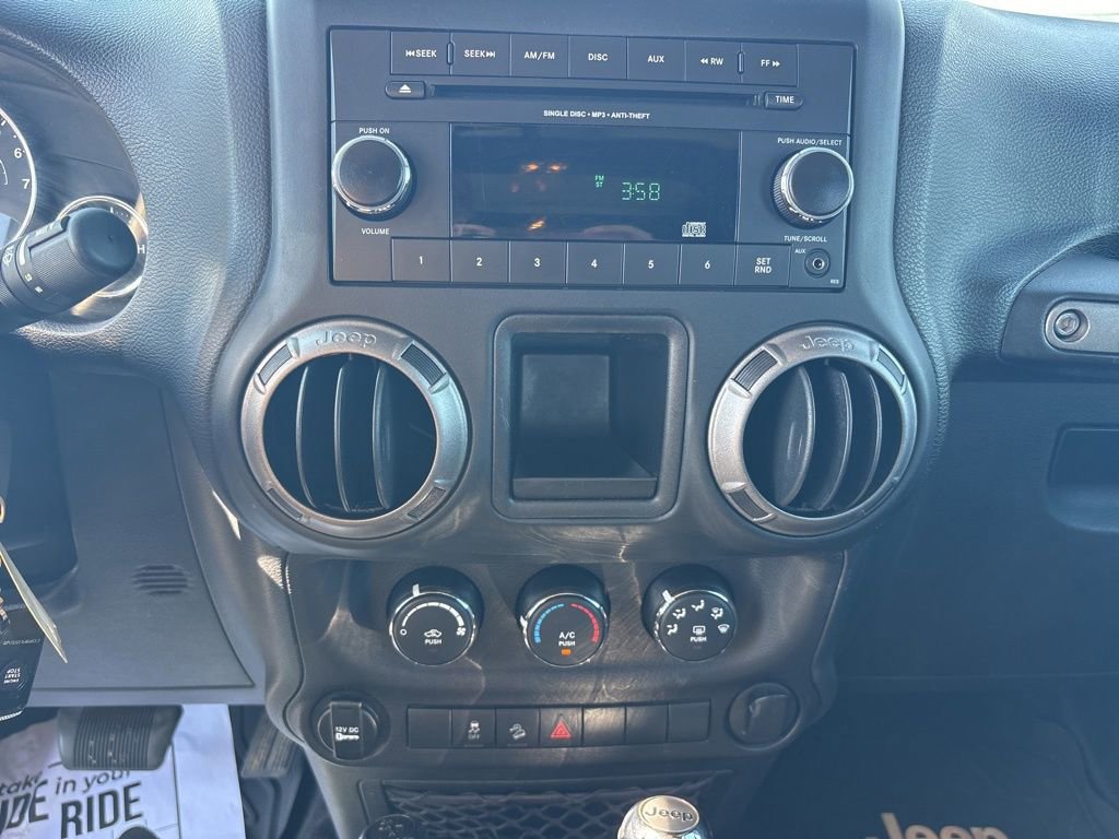 Certified 2018 Jeep Wrangler Unlimited Sport w/ Connectivity Group image 20
