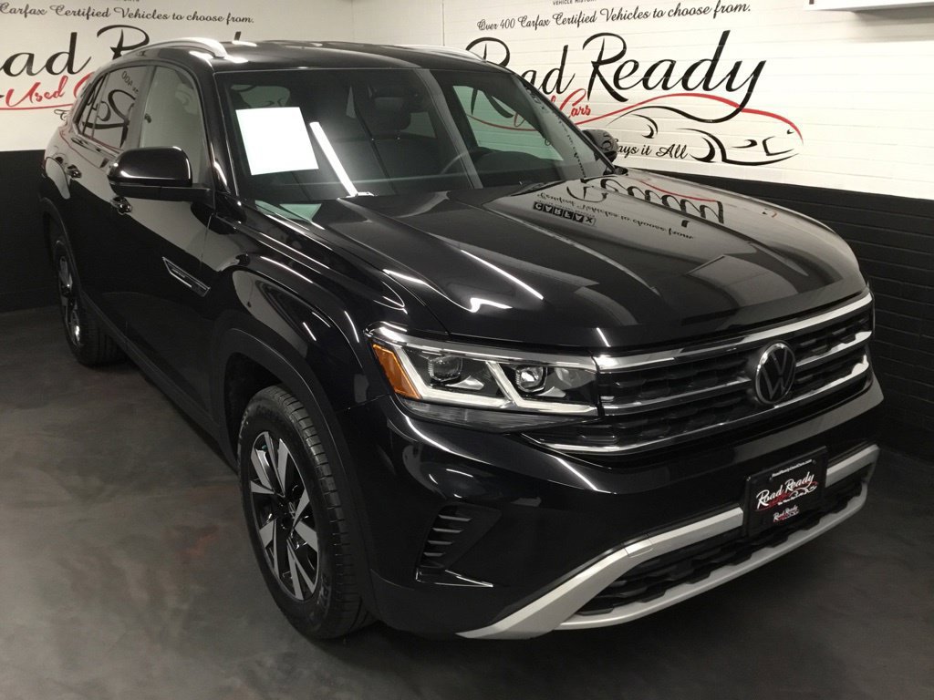 Used 2021 Volkswagen Atlas Cross Sport SE AWD/4WD image 2