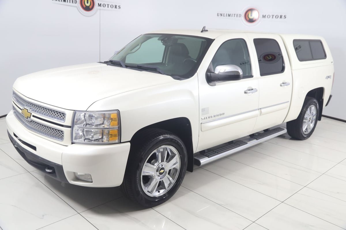 Used 2012 Chevrolet Silverado 1500 LTZ w/ LTZ White Diamond Edition AWD/4WD image 18