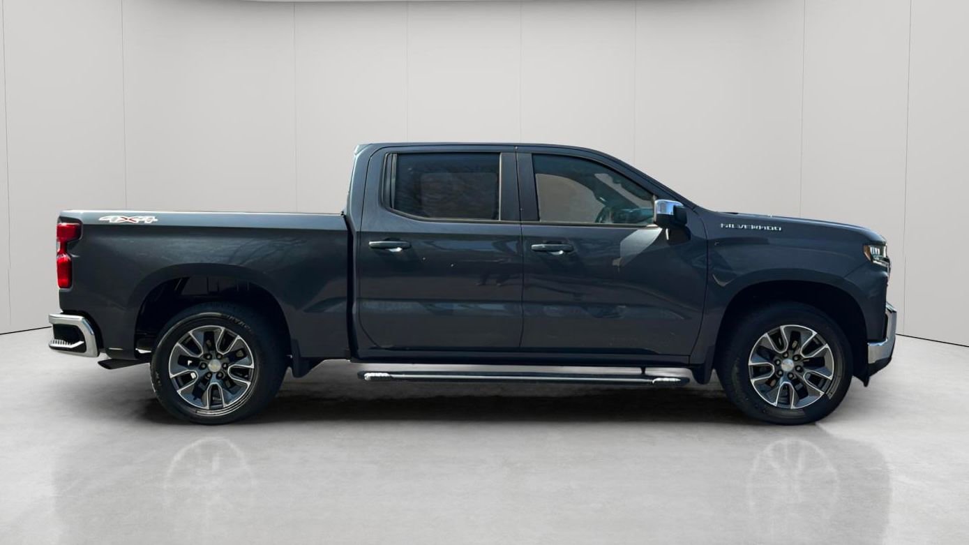 Used 2021 Chevrolet Silverado 1500 LT w/ All Star Edition Plus AWD/4WD image 2