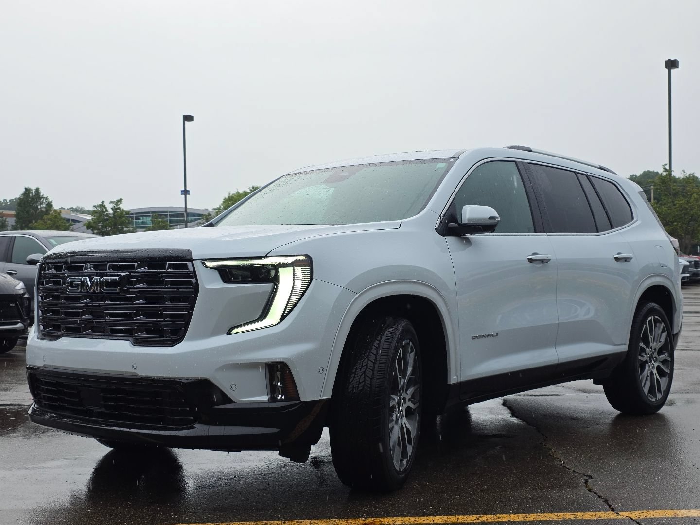 New 2026 GMC Acadia Denali Ultimate w/ LPO, Floor Liner Package AWD/4WD image 14