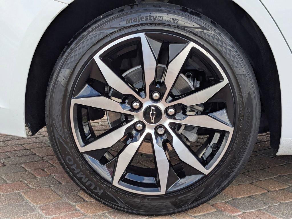 Used 2021 Chevrolet Malibu RS image 27