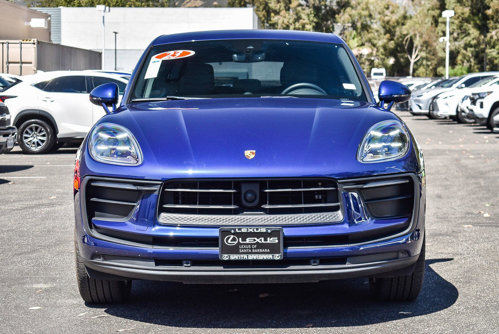 Used 2023 Porsche Macan image 2