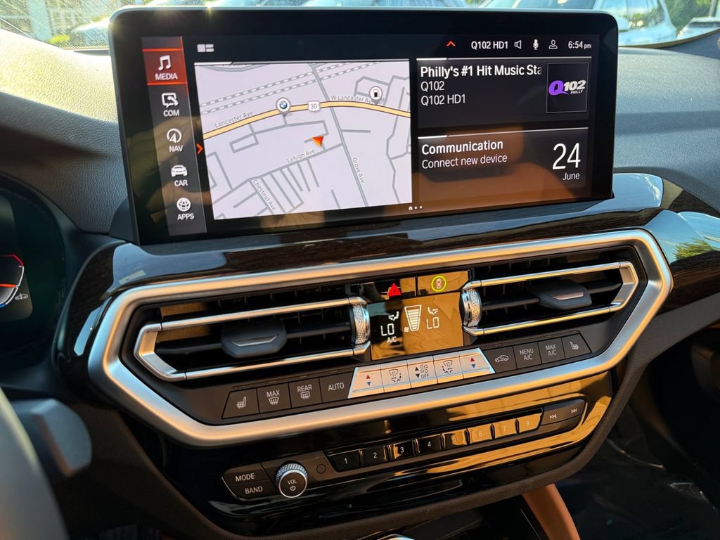 Certified 2025 BMW X4 xDrive30i AWD/4WD image 20