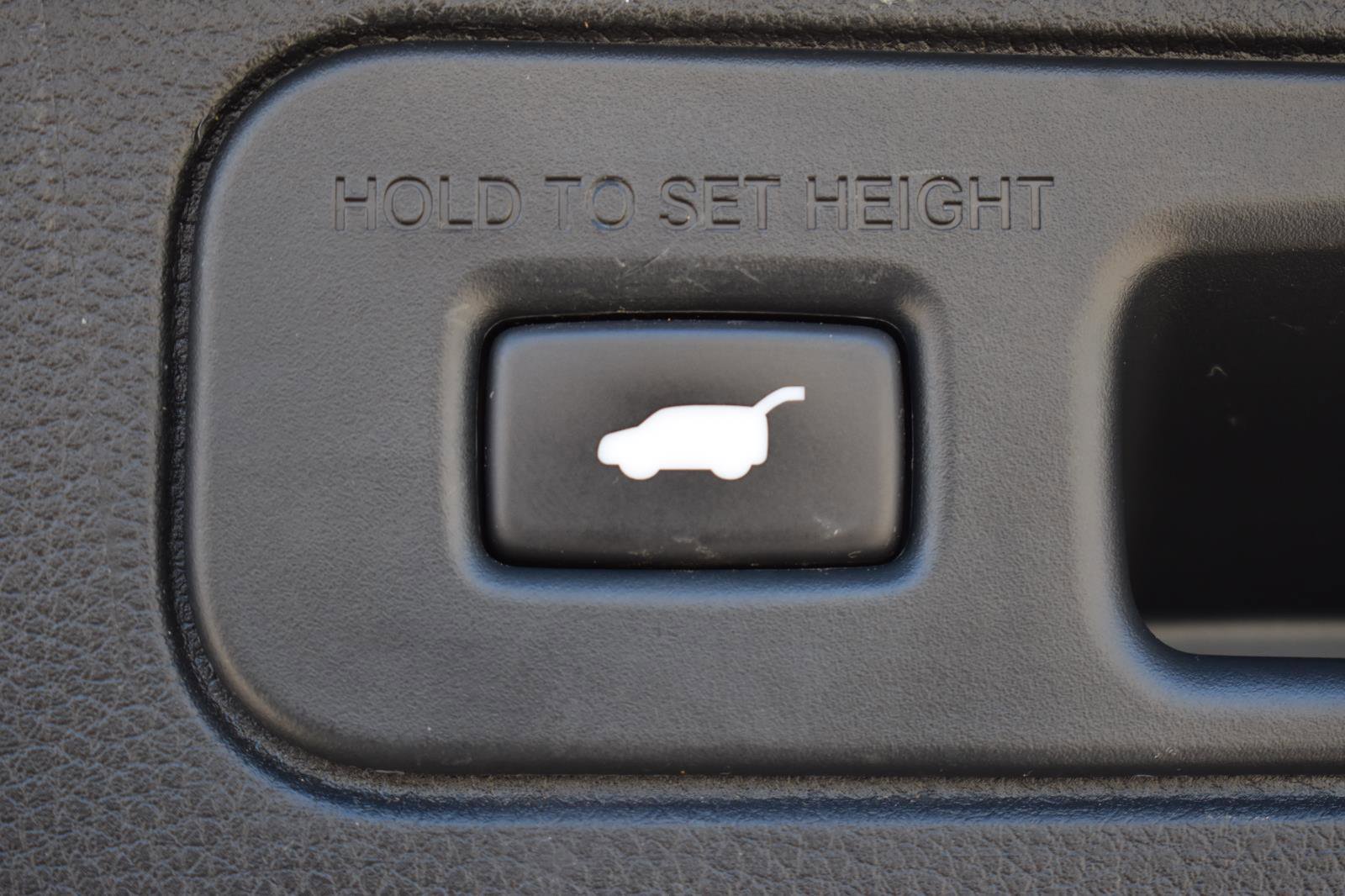 Used 2023 Honda Pilot Elite image 18