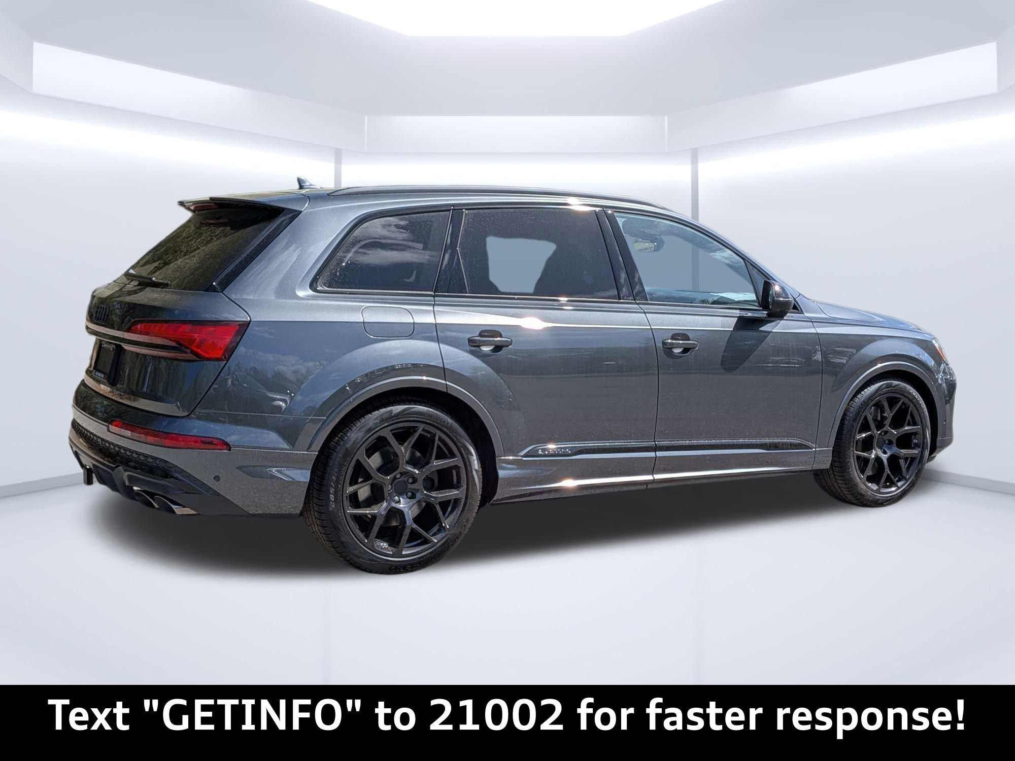 New 2026 Audi SQ7 Premium Plus image 3