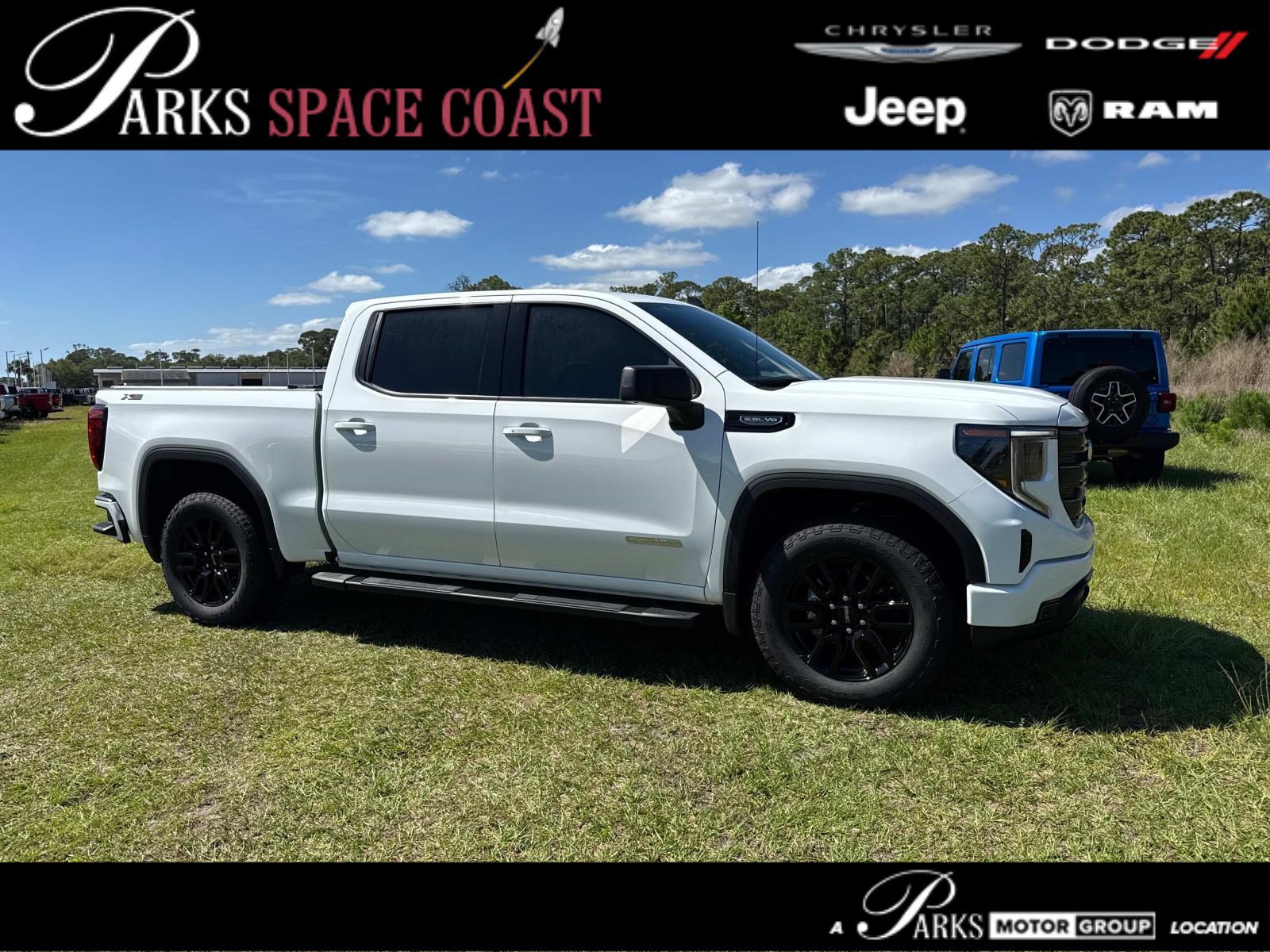 Used 2026 GMC Sierra 1500 Elevation w/ Preferred Package AWD/4WD image 1