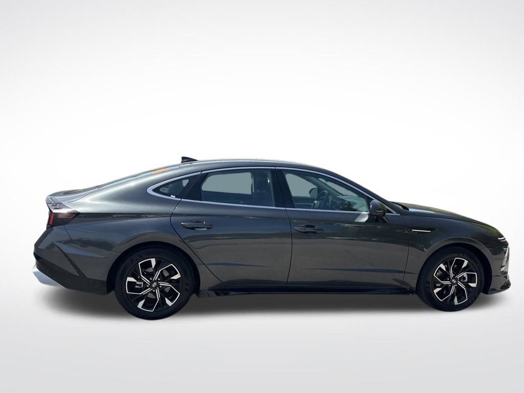 Used 2025 Hyundai Sonata SEL image 13