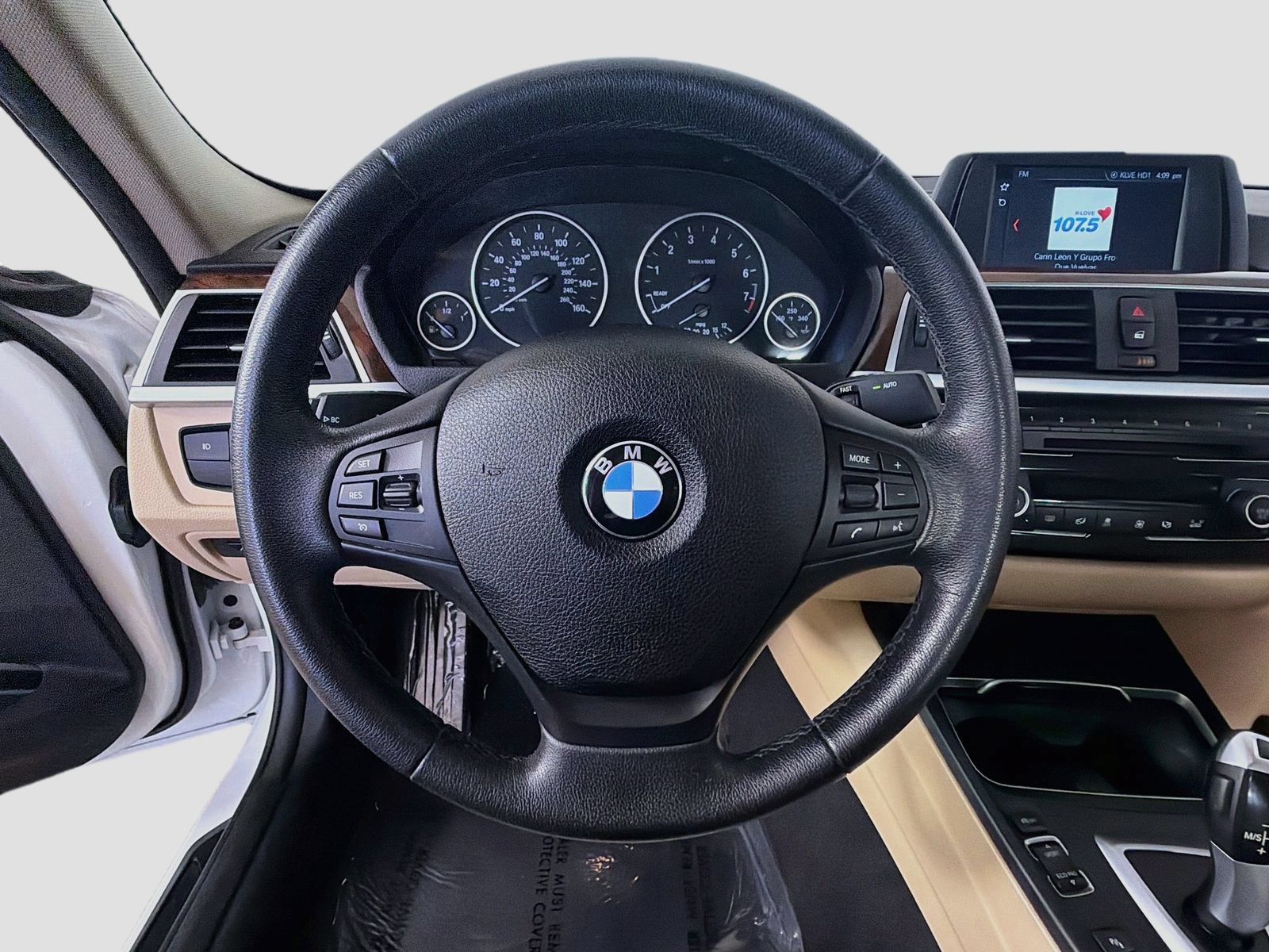 Used 2018 BMW 320i Sedan RWD image 10