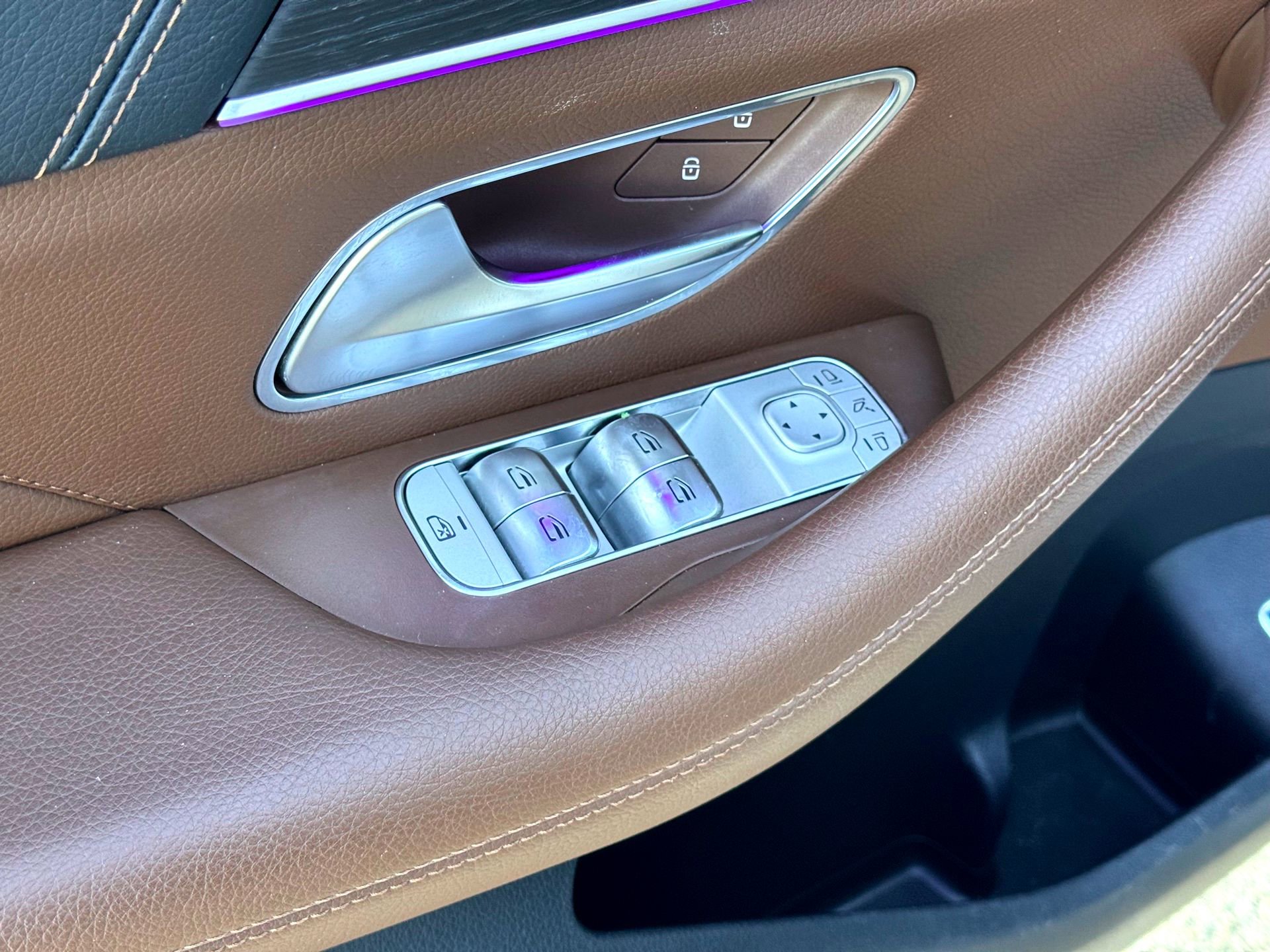 Used 2024 Mercedes-Benz GLE 350 4MATIC image 17