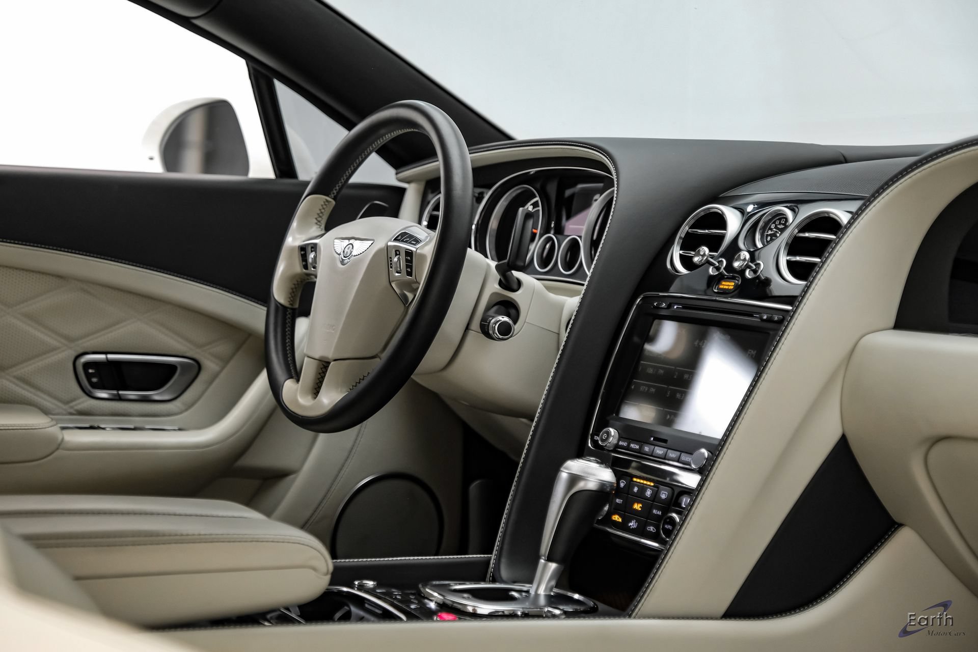 Used 2015 Bentley Continental GT AWD/4WD image 46
