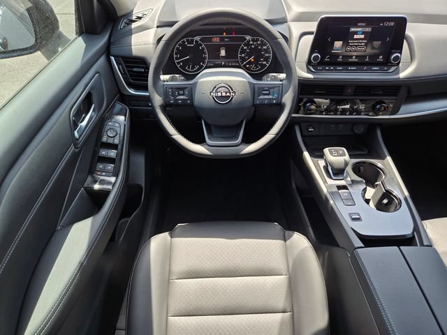 New 2026 Nissan Rogue Dark Armor FWD image 12