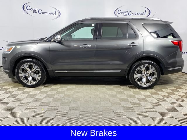Used 2018 Ford Explorer Platinum AWD/4WD image 2
