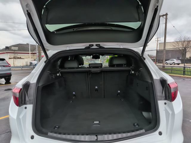 Used 2022 Alfa Romeo Stelvio Ti image 17