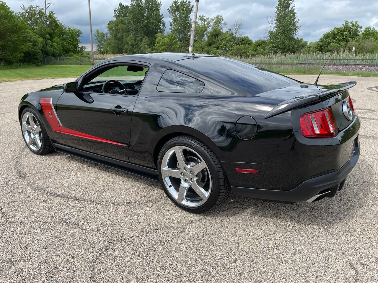 Used 2012 Ford Mustang GT Premium RWD image 75