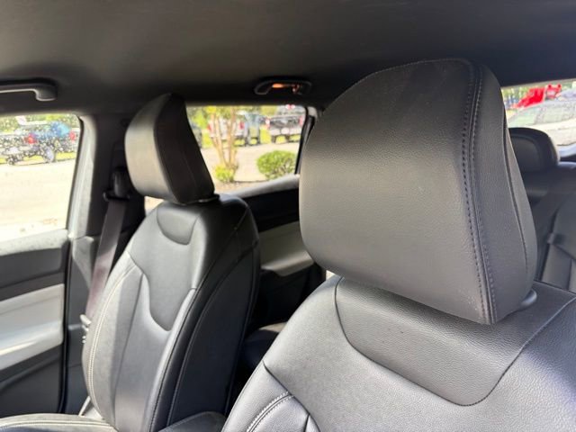 Used 2025 Jeep Compass Limited image 5