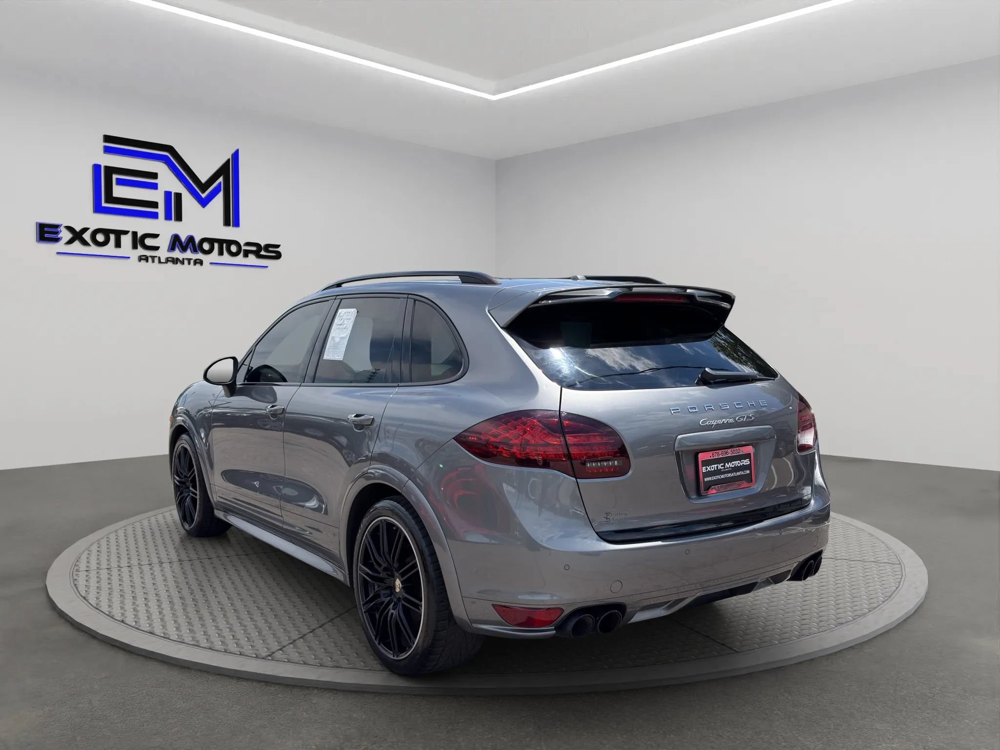 Used 2013 Porsche Cayenne GTS AWD/4WD image 3