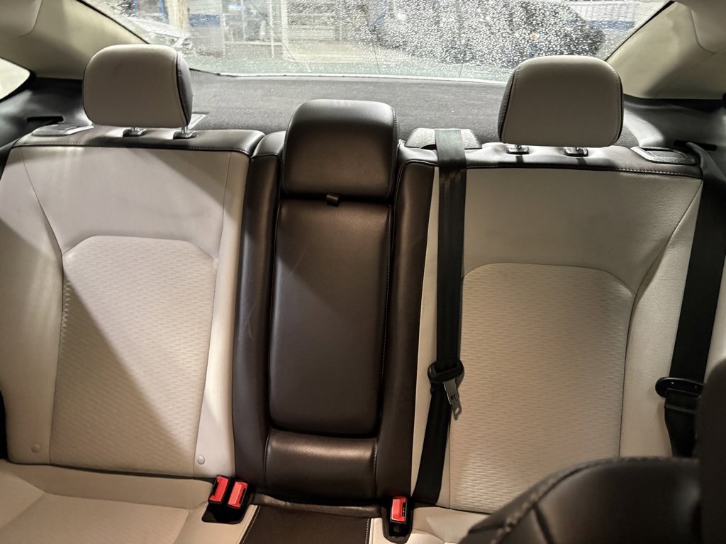 Used 2020 Ford Fusion SE w/ Equipment Group 151A image 24