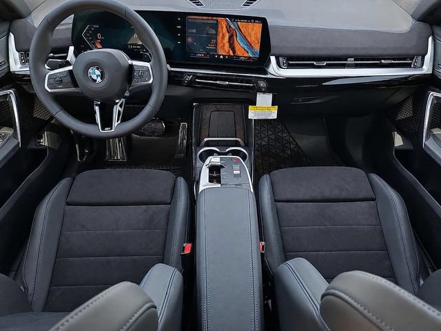 New 2026 BMW X2 xDrive28i w/ M Sport Package AWD/4WD image 11