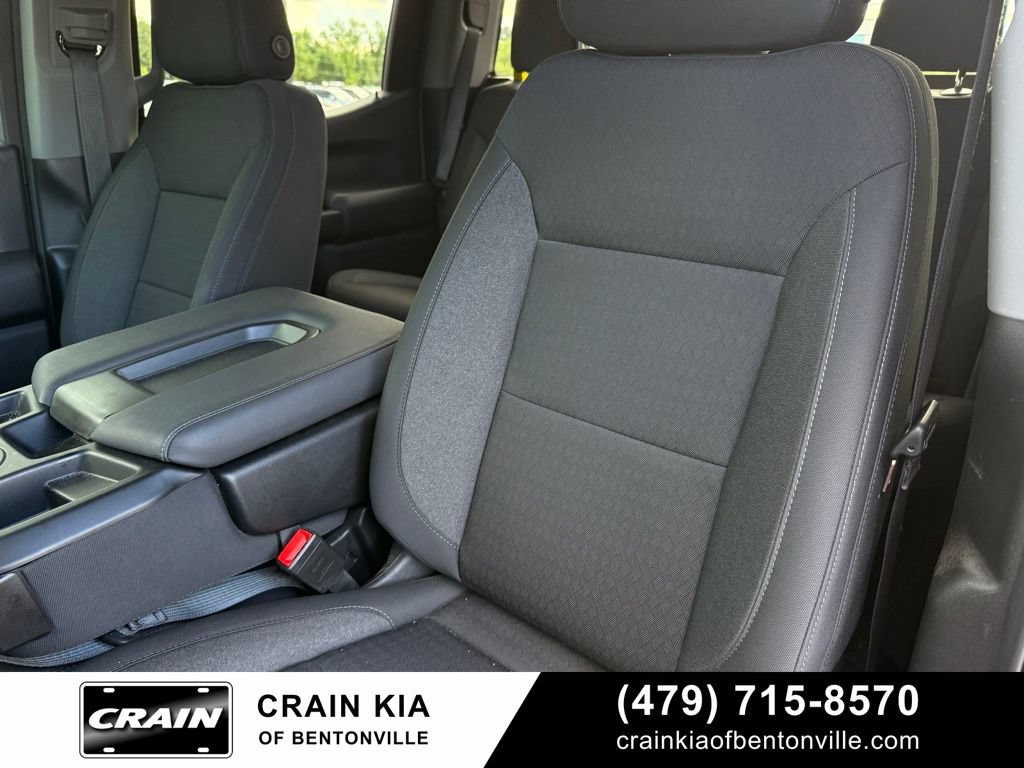 Used 2025 Chevrolet Silverado 1500 Custom Trail Boss AWD/4WD image 23