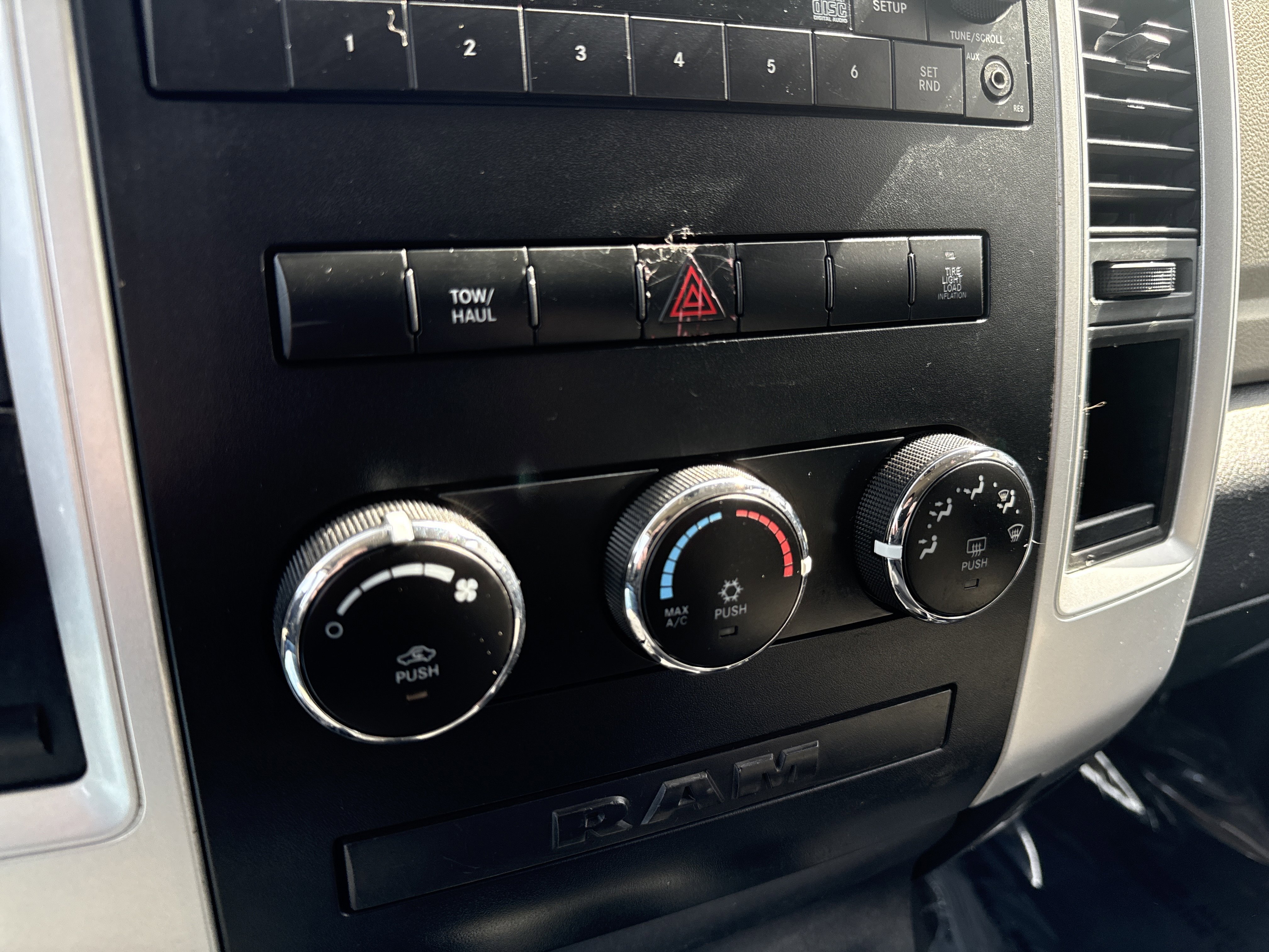 Used 2011 RAM 2500 Big Horn image 19