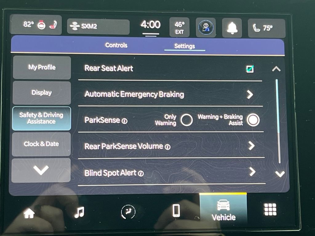 New 2025 Jeep Grand Cherokee Laredo X w/ Luxury Tech Group I image 15