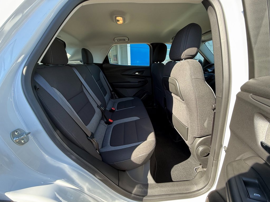 Certified 2024 Chevrolet TrailBlazer LS image 26