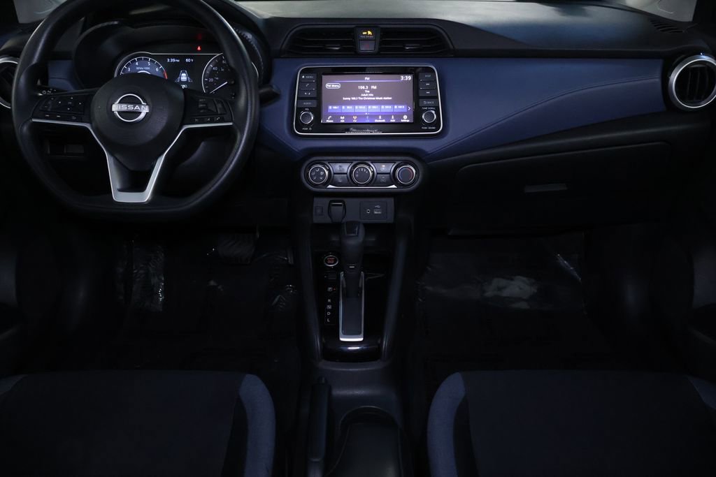 Used 2023 Nissan Versa SV image 16