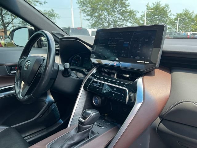 Used 2021 Toyota Venza Limited w/ Advanced Technology Package AWD/4WD image 37