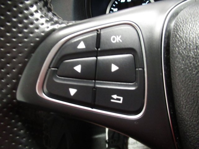 Used 2020 Mercedes-Benz Metris w/ Safety Package image 20