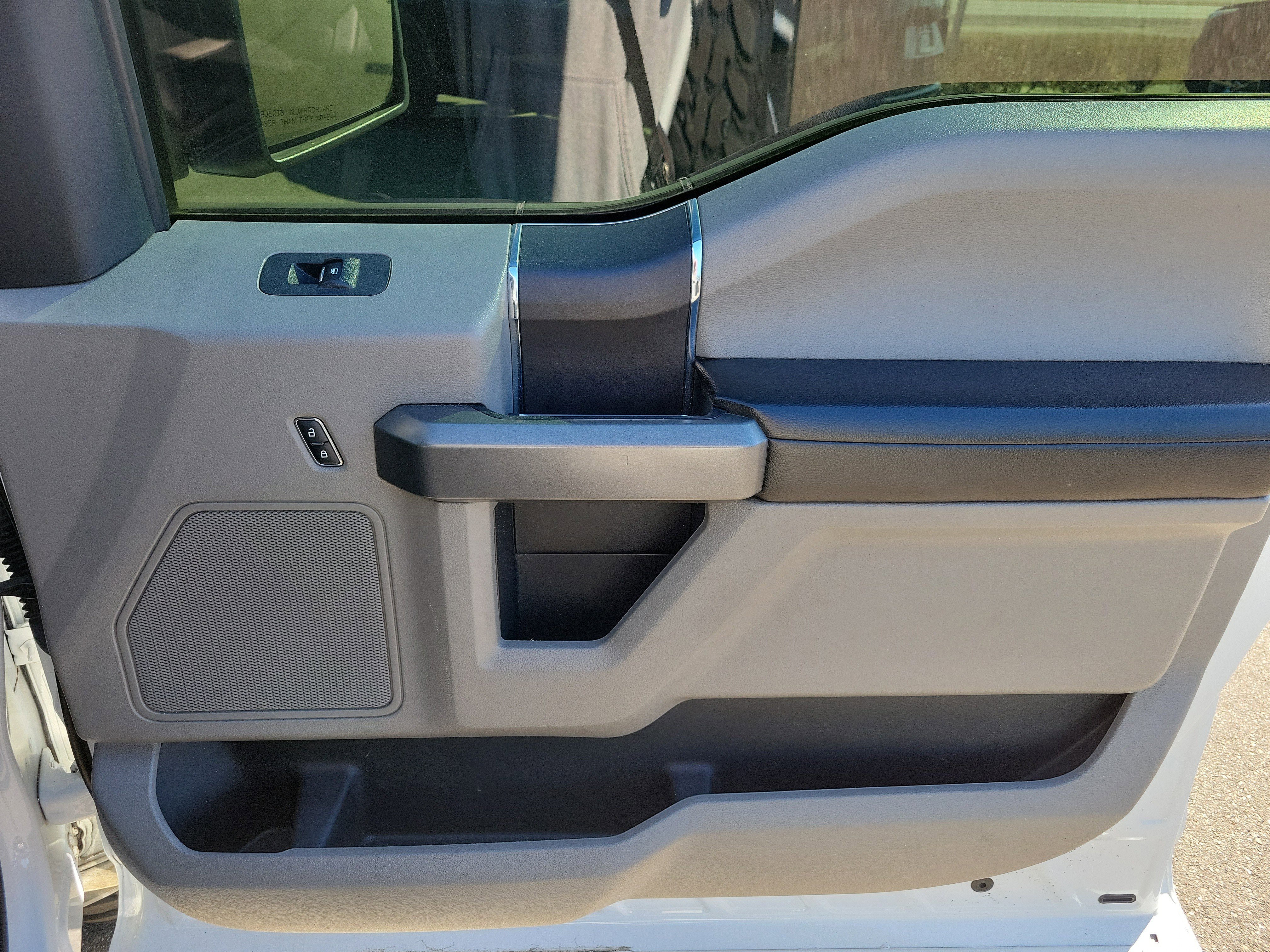 Used 2018 Ford F150 XLT image 9