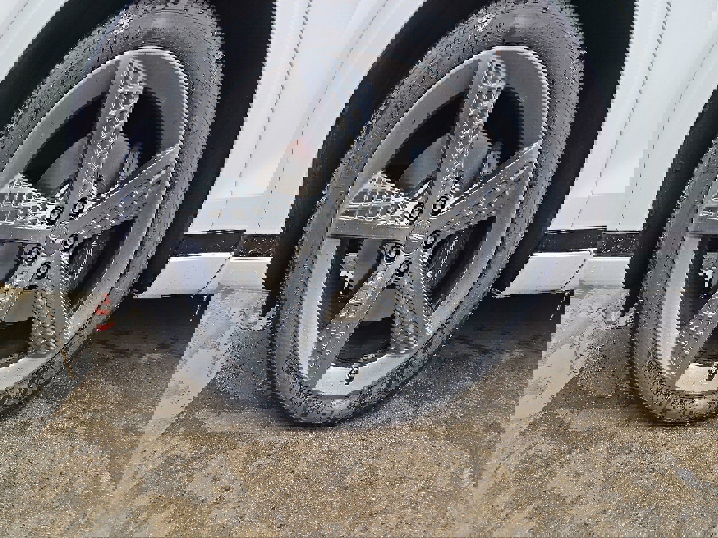 Used 2022 Genesis GV70 3.5T Sport w/ Sport Prestige Package image 27