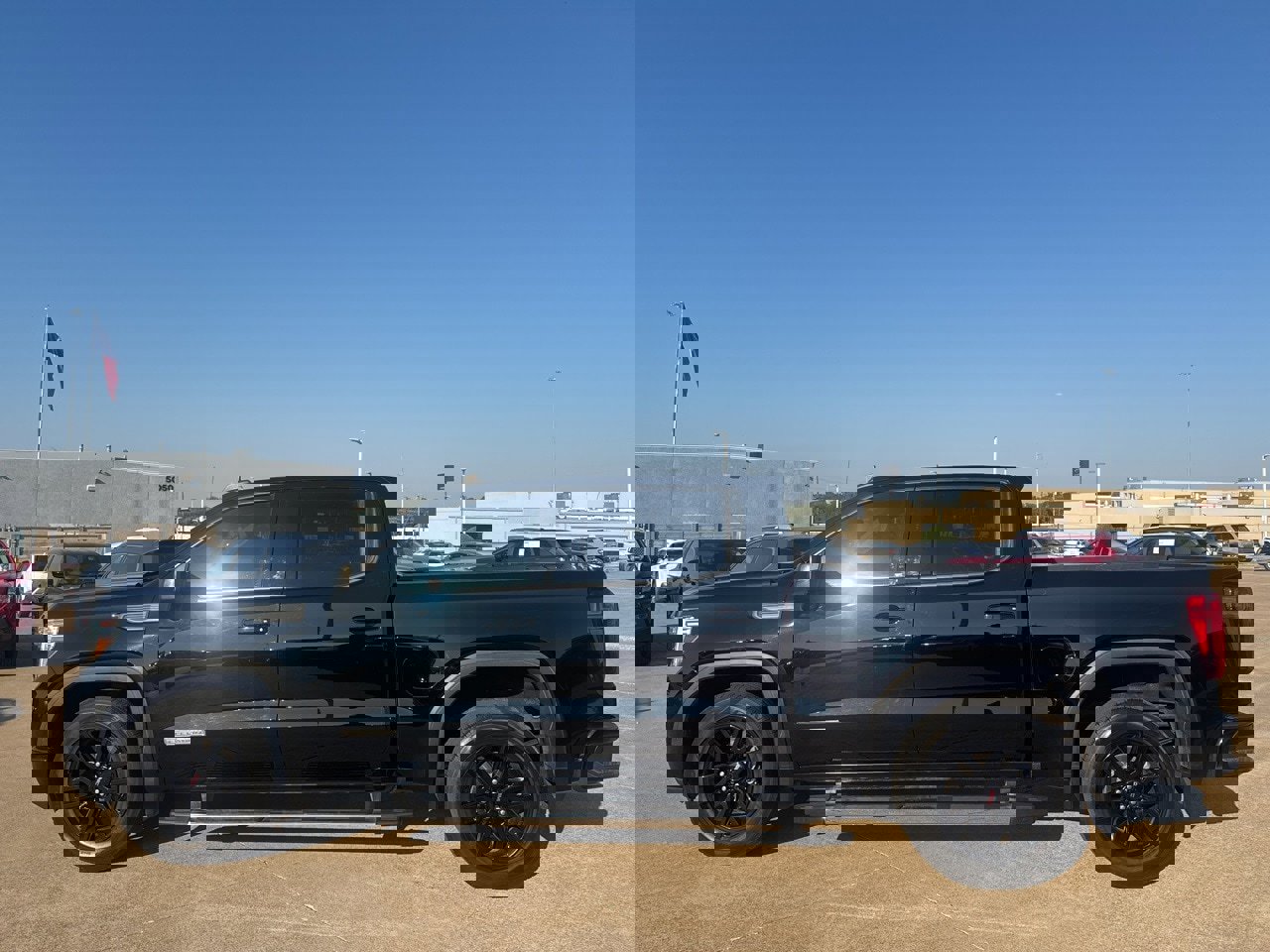 Used 2021 GMC Sierra 1500 Elevation image 4