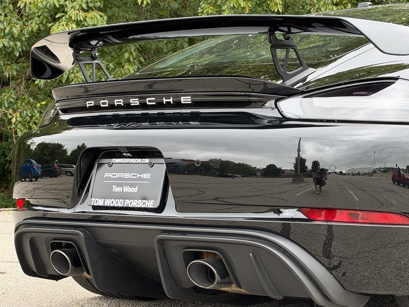 Used 2020 Porsche 718 Cayman GT4 RWD image 11