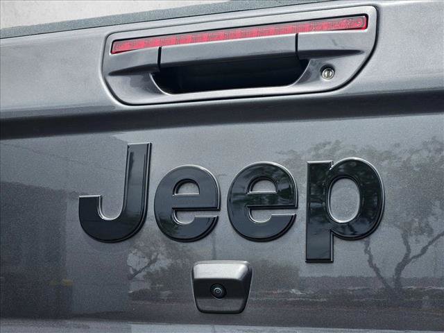 Used 2021 Jeep Gladiator Overland AWD/4WD image 30