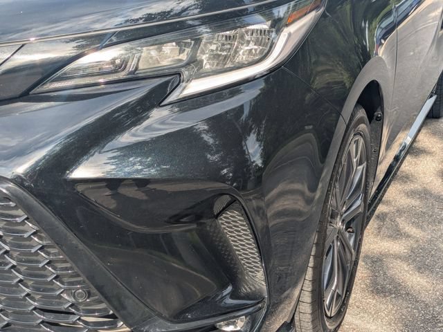 Certified 2026 Toyota Sienna XSE FWD image 9