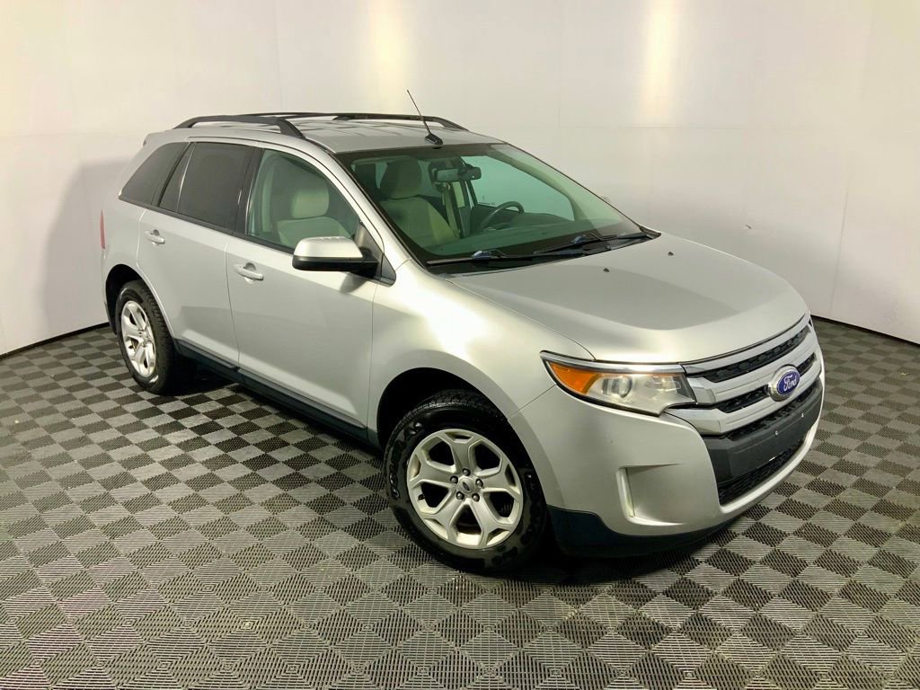 Used 2014 Ford Edge SEL w/ Driver Entry Package AWD/4WD image 4