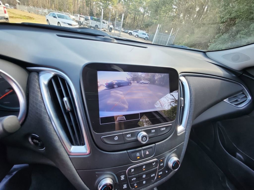 Certified 2021 Chevrolet Malibu LT image 19